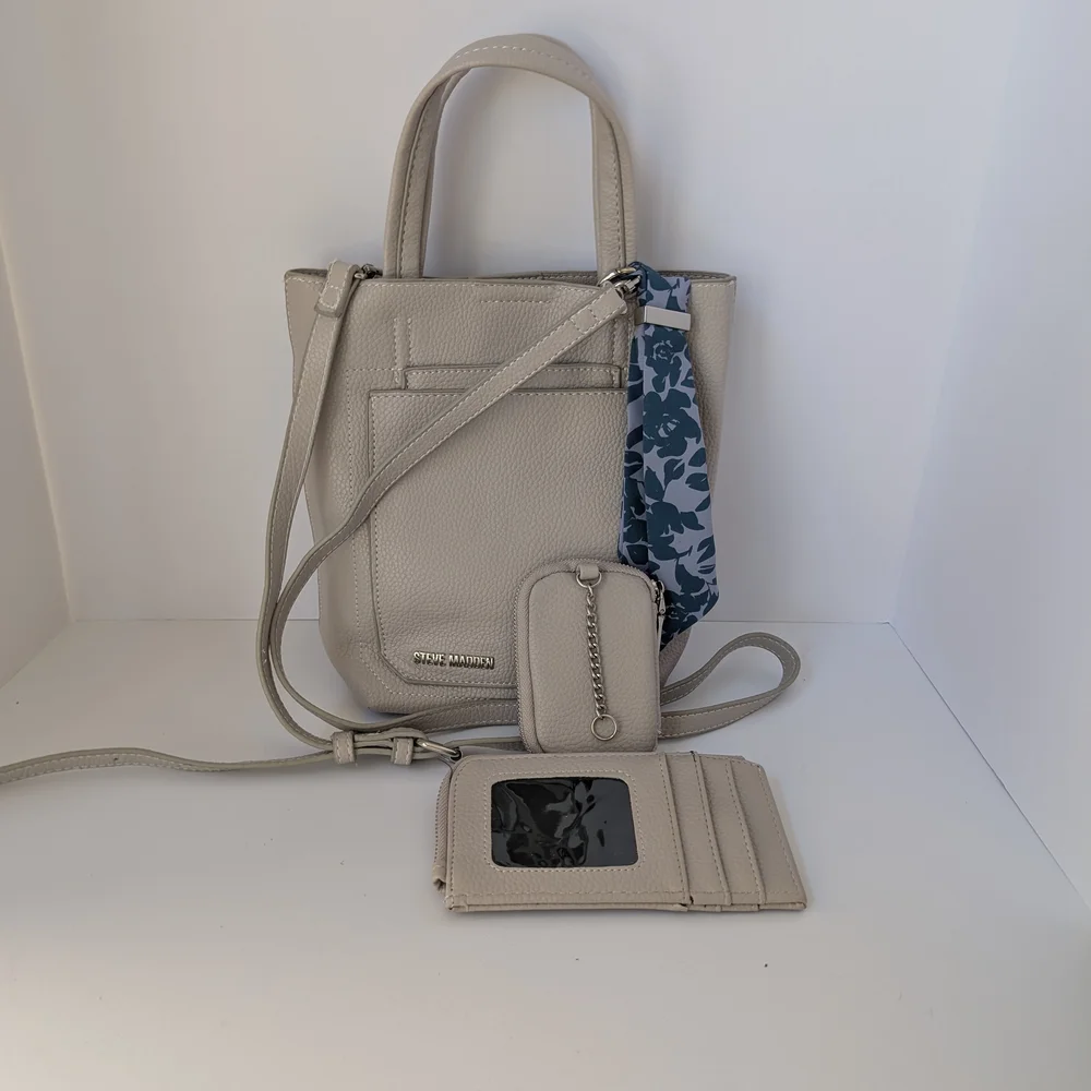Steve Madden Cream Tan Crossbody Bag Set with Wallet and Change purse